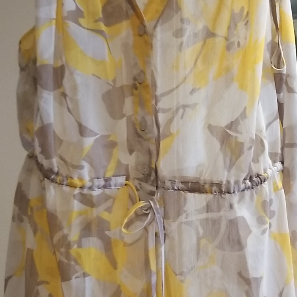 Gap Top - Picture 3 of 5